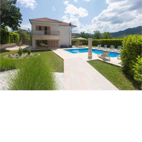 5 Bedroom Gorgeous Home In Bisko
