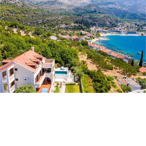 5 Bedroom Gorgeous Home In Slano