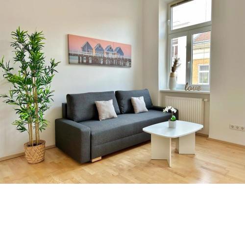 50 m2 Stylish Apartment with Free Parking