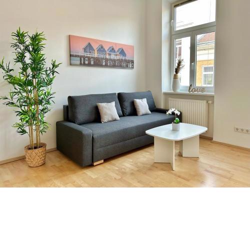 50 m2 Stylish Apartment with Free Parking