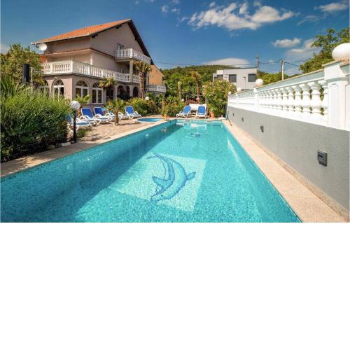 6 Bedroom Beautiful Home In Crikvenica