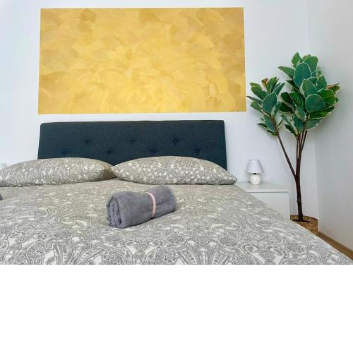 65 m2 Sunny Apartment - Free Parking