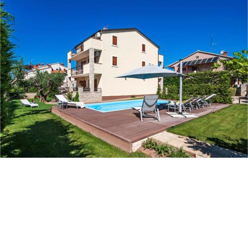 7 Bedroom Amazing Home In Rovinj