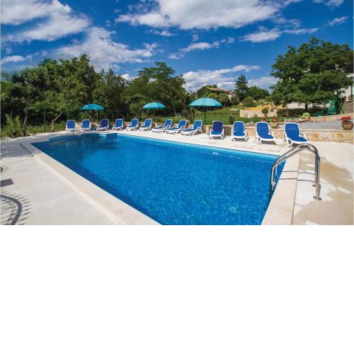 7 Bedroom Nice Home In Nedescina