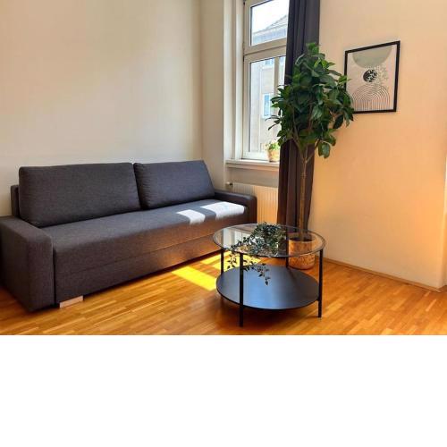 90 m2 Spacious Apartment with Free Parking