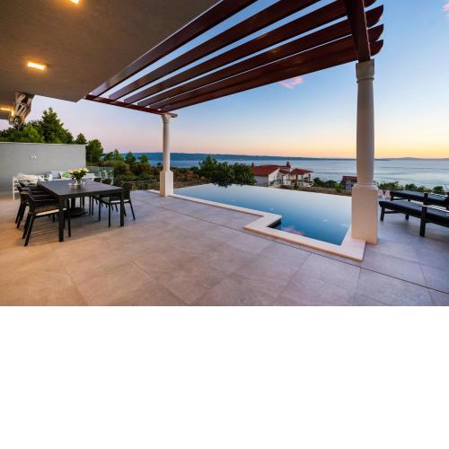 A brand NEW VILLA - Infinity