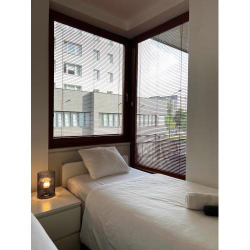 A New apartment, free parking, close to the center