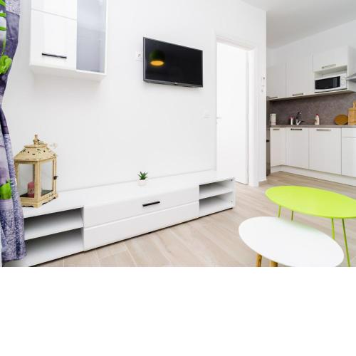 ABC Lapad Apartments - Premium One Bedroom Apartment with City View Apartman B