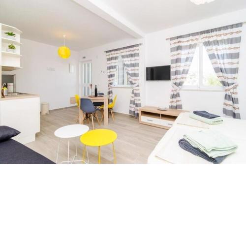 ABC Lapad Apartments - Studio Apartment with City View Apartman A