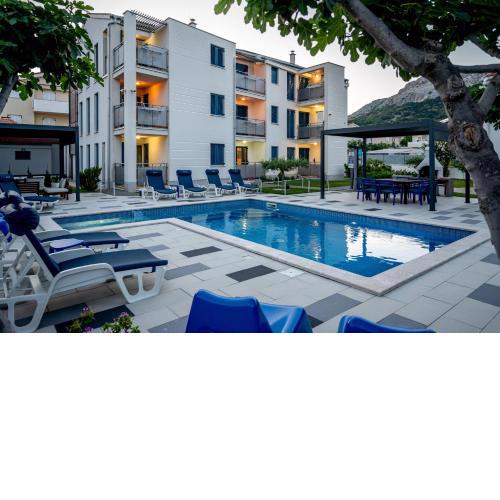 Adorami Apartments
