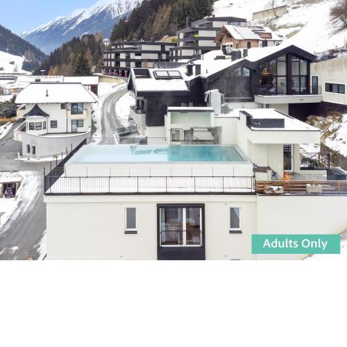 Adult Only Superior Suite