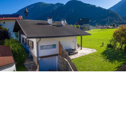 Ahorn Chalet