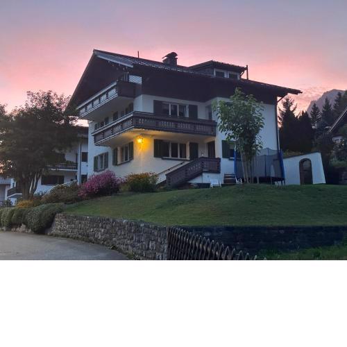 Alba Apartments
