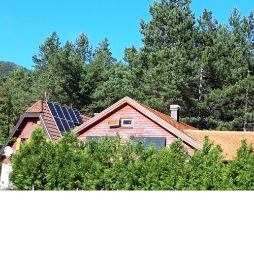 Alexandar Holiday Apartments and Cottage