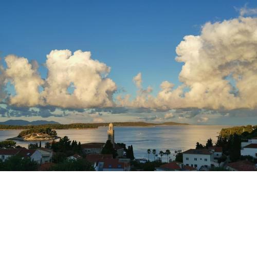 All About the Sea - Riviera House near the center of Hvar