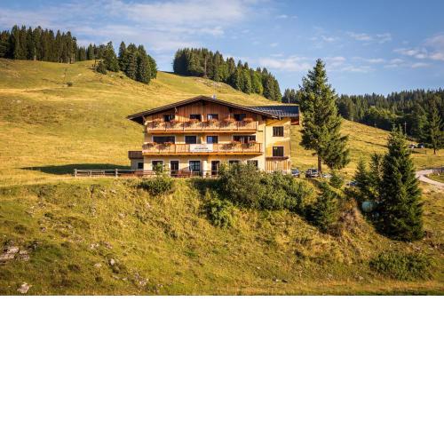 Almhaus Alpenrose Postalm