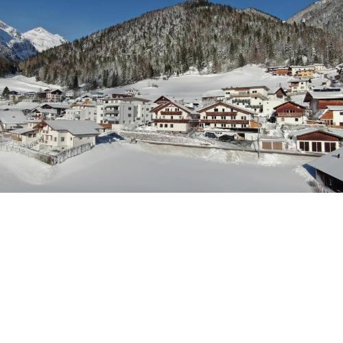 Alpen Gasthof Apartments Hohe Burg