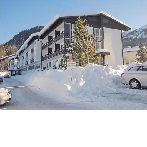 Alpenstadel mit Hallenbad und Sauna by MoniCare