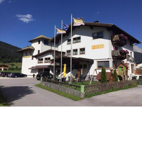 Alpenstern rooms & suites