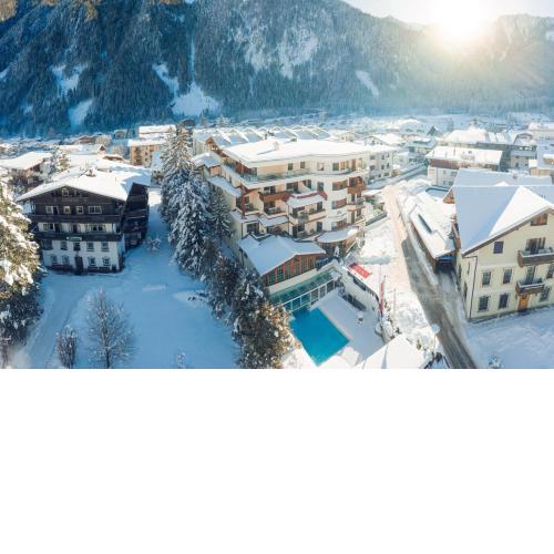Alpine Hideaway ZILLERTALERHOF - 4 Sterne Superior