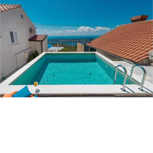 Amazing Apartment In Dubravica