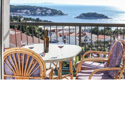 Amazing Apartment In Hvar With House Sea View