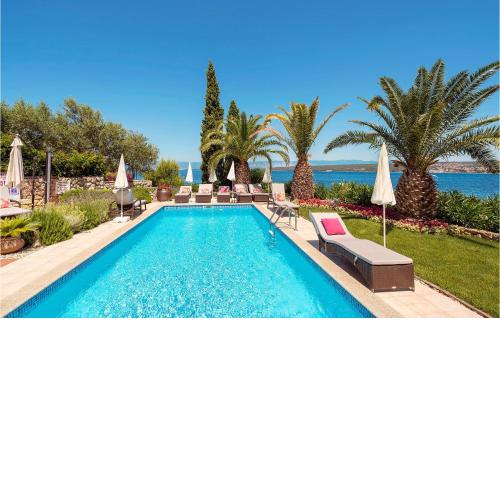 Amazing Apartment In Porat - Malinska With Wifi