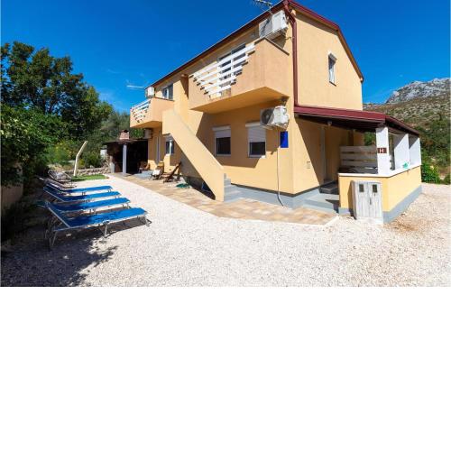 Amazing Apartment In Seline With Kitchenette