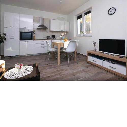Amazing Apartment In Zadar With Wifi