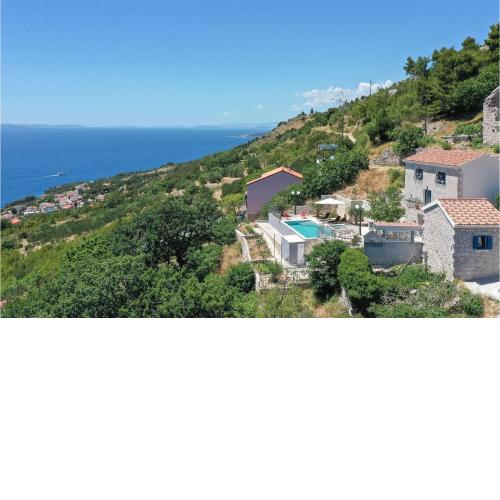 Amazing Home In Celina With House Sea View