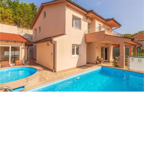 Amazing Home In Dusina With Wifi
