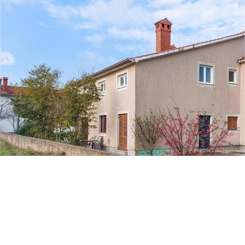 Amazing Home In Krsan With Kitchen