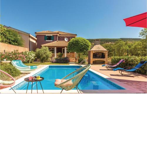 Amazing Home In Prolozac Donji With Kitchen