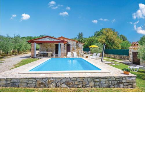 Amazing Home In Rovinj With Outdoor Swimming Pool