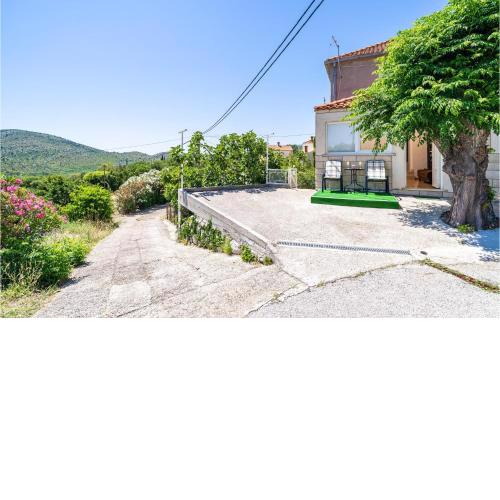Amazing Home In Zaton Doli With Kitchen