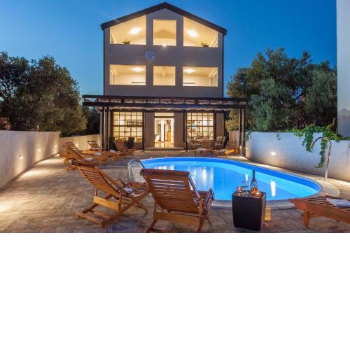 Amazing Villa Grande with swimming pool