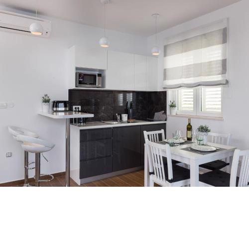 Amorino of Dubrovnik Apartments - Studio Apartment with Terrace and Sea View Apartment Lavanda