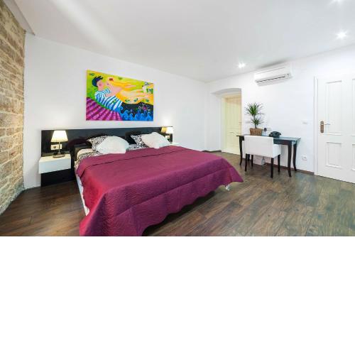 Aparment Lila