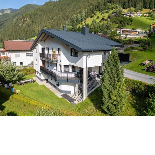"Apart Edi" inkl SILVRETTA PREMIUM SUMMERCARD