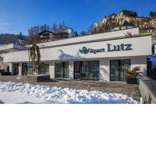 Apart Lutz