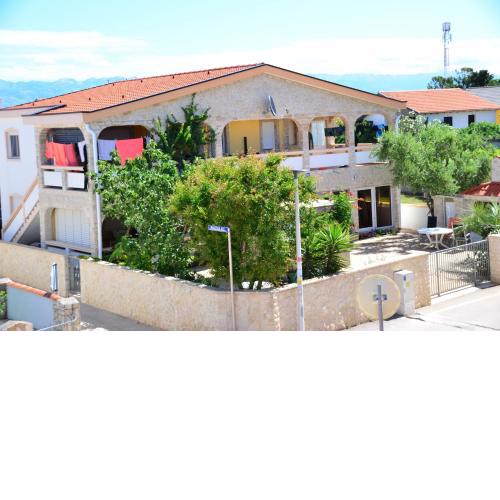 Apartements Delfin Vir