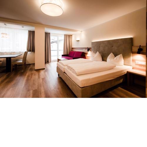 Aparthotel Dorfplatzl Garni