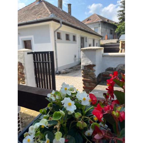 Apartman - Garden - Vendégház 2