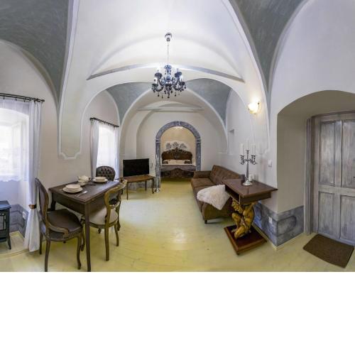 Apartman Charlotte v dome so studňou na streche