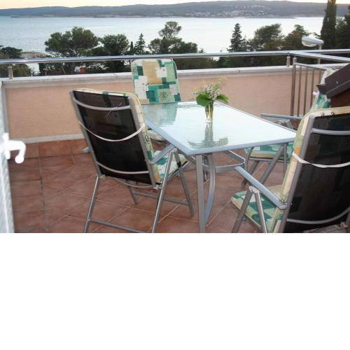 Apartman Crikvenica 30099 - Dane