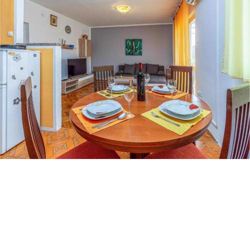 Apartman Ema 4+2