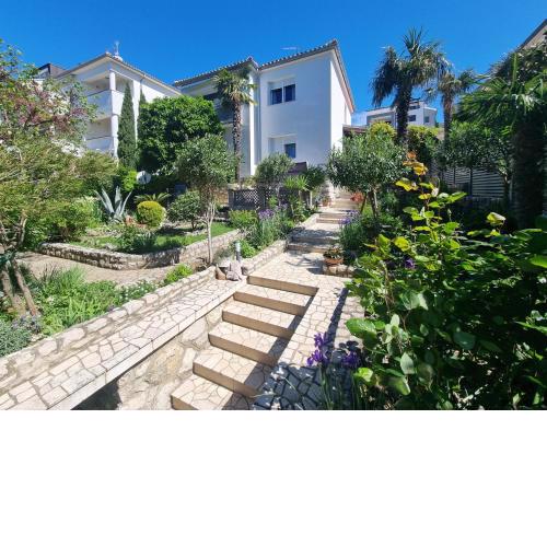 Apartman LJUBO 4+2