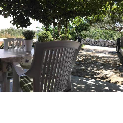 Apartman Mirjana with terrace and free parking