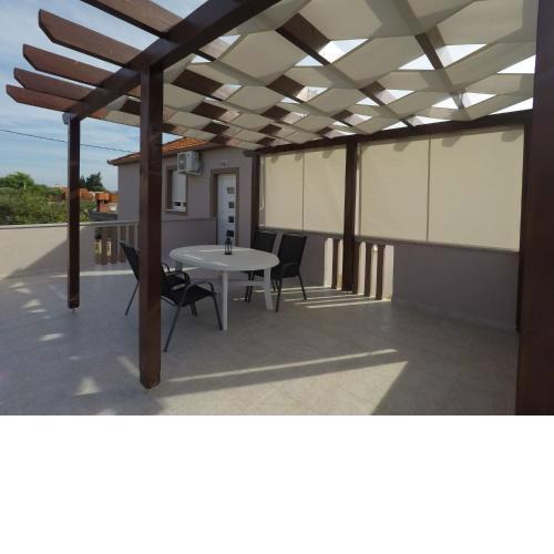 Apartman Nenći 2