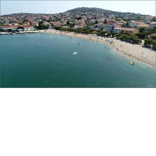Apartman Rašip, Murter